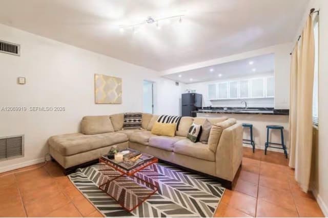 3240 Mary St # S202, Coconut Grove FL 33133 - Coconut Grove, FL - Photo 5