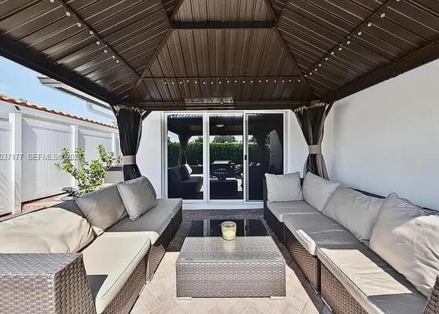 2125 NE 17TH Terrace, Wilton Manors FL 33305 - Wilton Manors, FL - Photo 6