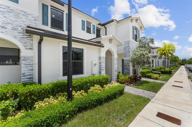 28637 SW 132nd Ct, Homestead FL 33033 - Homestead, FL - Photo 3