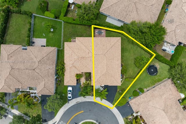 1625 Orion Ln, Weston FL 33327 - Weston, FL - Photo 2