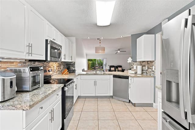 1625 Orion Ln, Weston FL 33327 - Weston, FL - Photo 6