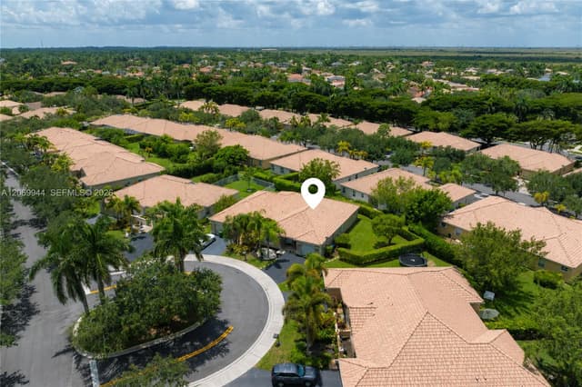 1625 Orion Ln, Weston FL 33327 - Weston, FL - Photo 3