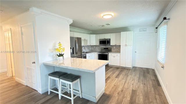 8151 SW 7th St, North Lauderdale FL 33068 - North Lauderdale, FL - Photo 6