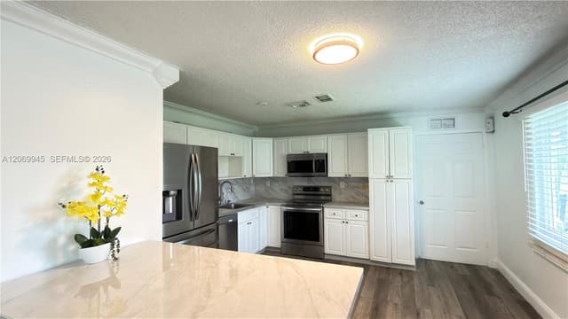 8151 SW 7th St, North Lauderdale FL 33068 - North Lauderdale, FL - Photo 7