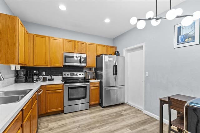 2227 OAKMONT Drive, Riviera Beach FL 33404 - Riviera Beach, FL - Photo 6