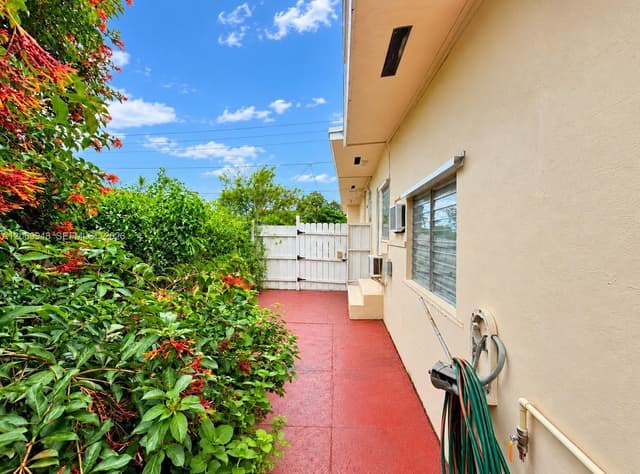 1536 SW 22nd Ave, Miami FL 33145 - Miami, FL - Photo 5