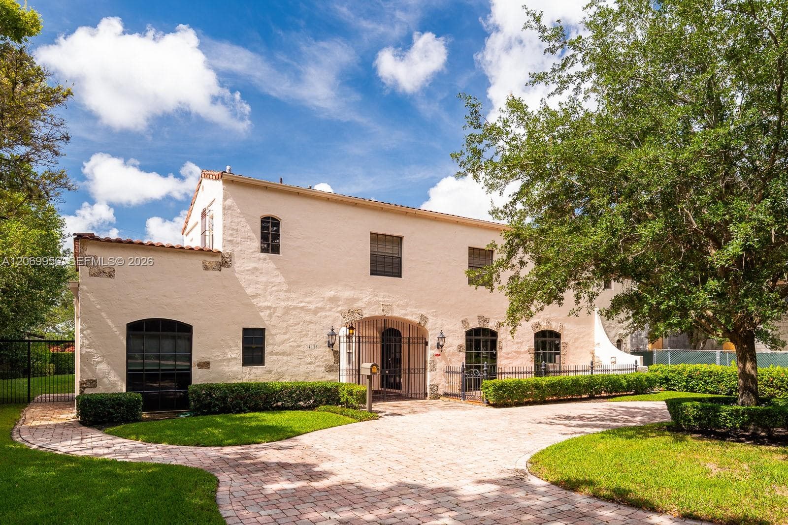 4128 Pinta Ct, Coral Gables FL 33146 - Coral Gables, FL - Photo 1