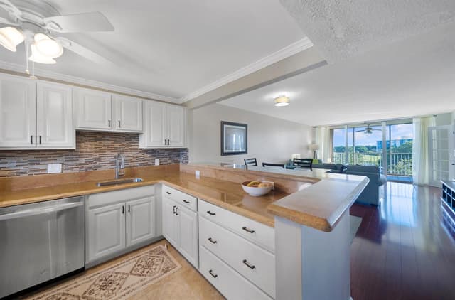 2901 S Palm Aire Drive # 609, Pompano Beach FL 33069 - Pompano Beach, FL - Photo 4