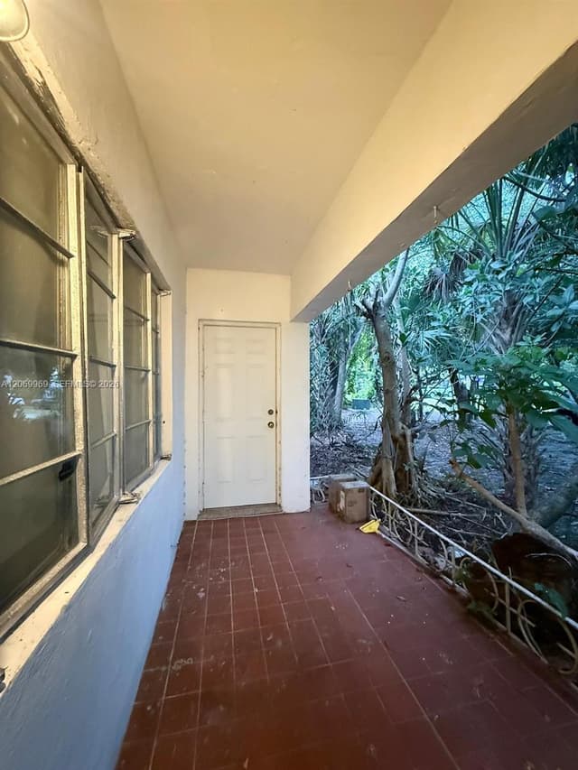 1120 NE 115th St, Biscayne Park FL 33161 - Biscayne Park, FL - Photo 6