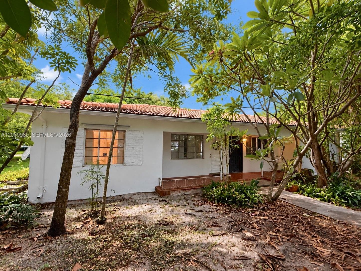 1120 NE 115th St, Biscayne Park FL 33161