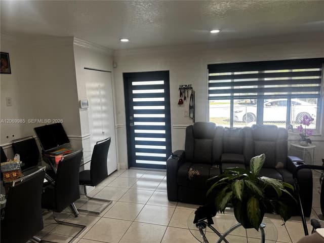 15200 Railroad Dr, Miami Gardens FL 33054 - Miami Gardens, FL - Photo 2