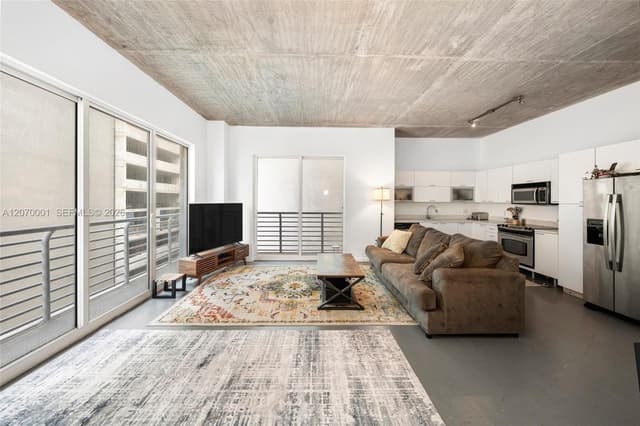 234 NE 3rd St # 602, Miami FL 33132 - Miami, FL - Photo 2