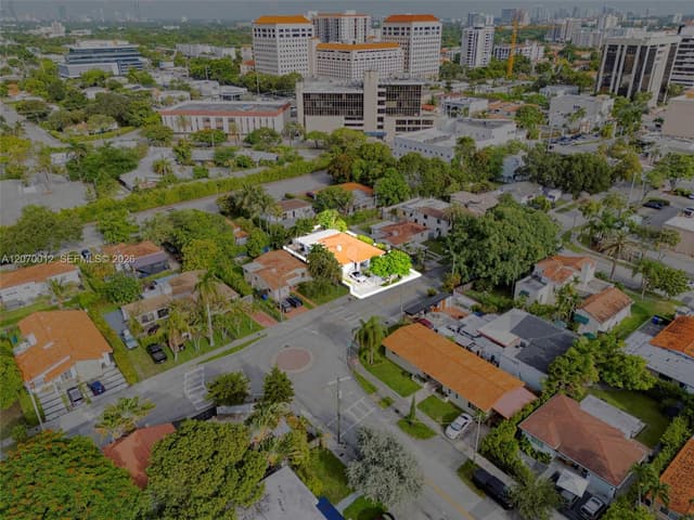 619 SW 39th Ave, Miami FL 33134 - Miami, FL - Photo 5