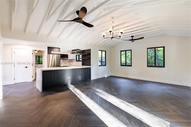 10901 NE 3rd Ave, Miami FL 33161 - Miami, FL - Photo 3