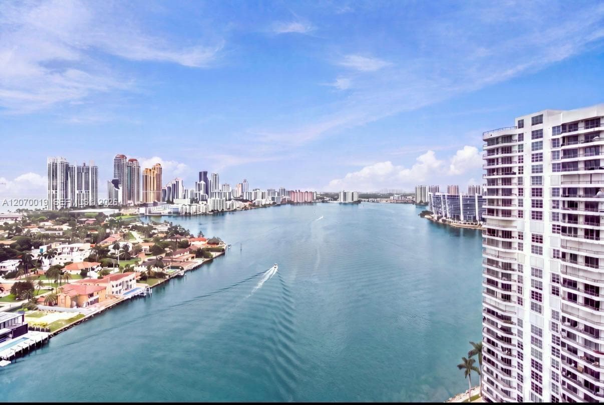 19195 NE 36th Ct # 2601, Aventura FL 33180 - Aventura, FL - Photo 1