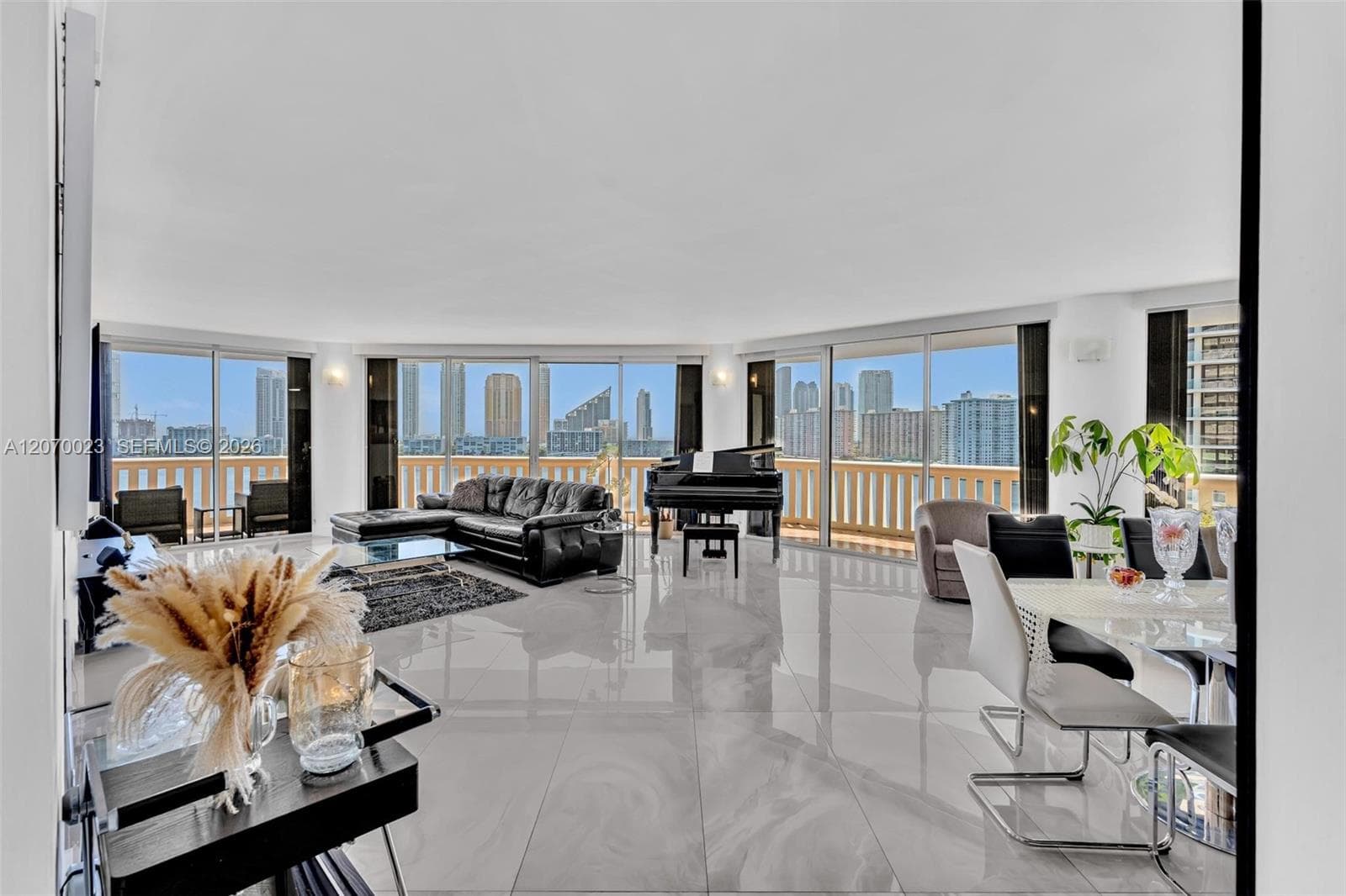 3000 Island Blvd # 1106, Aventura FL 33160