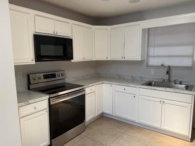 3830 DAVIS Road, Palm Springs FL 33461 - Palm Springs, FL - Photo 2