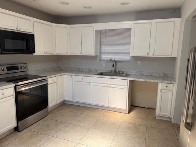 3830 DAVIS Road, Palm Springs FL 33461 - Palm Springs, FL - Photo 3