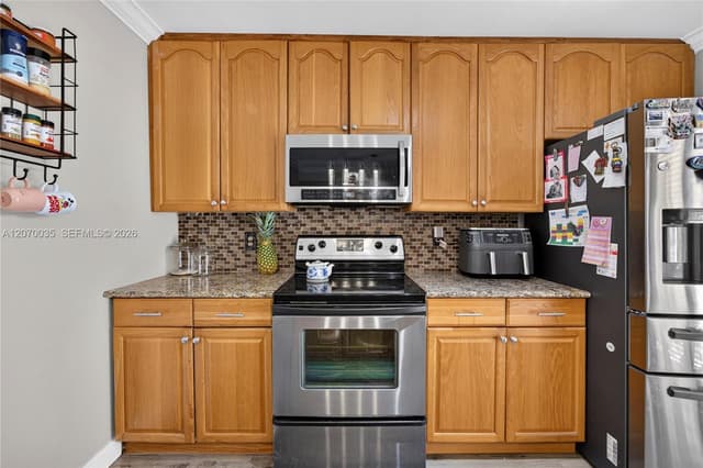 953 Springdale Cir, Palm Springs FL 33461 - Palm Springs, FL - Photo 7