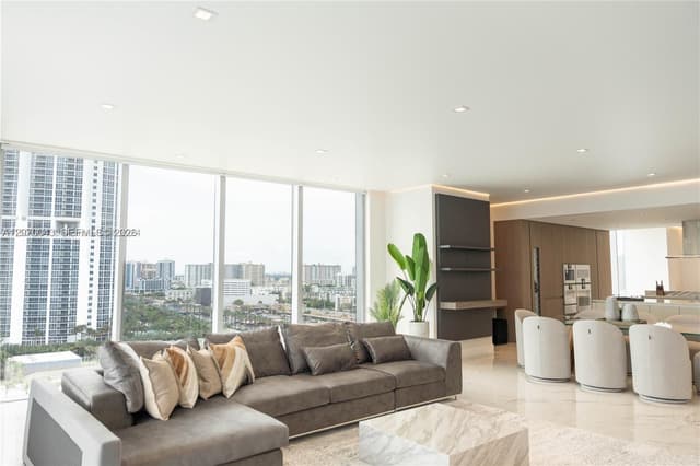 18501 Collins Ave # 1104, Sunny Isles Beach FL 33160 - Sunny Isles Beach, FL - Photo 2