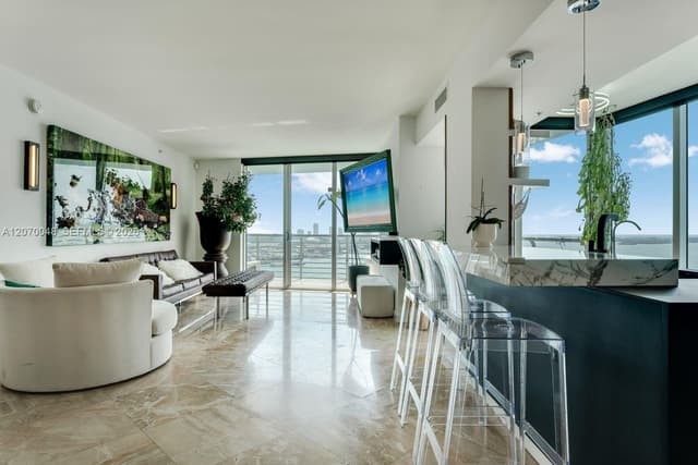 335 S Biscayne Blvd # 2609, Miami FL 33131 - Miami, FL - Photo 5