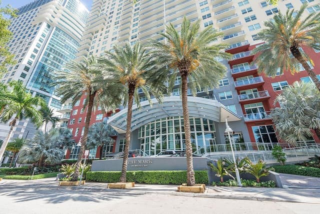 1155 NW BRICKELL BAY Drive # 2802, Miami FL 33131 - Miami, FL - Photo 3