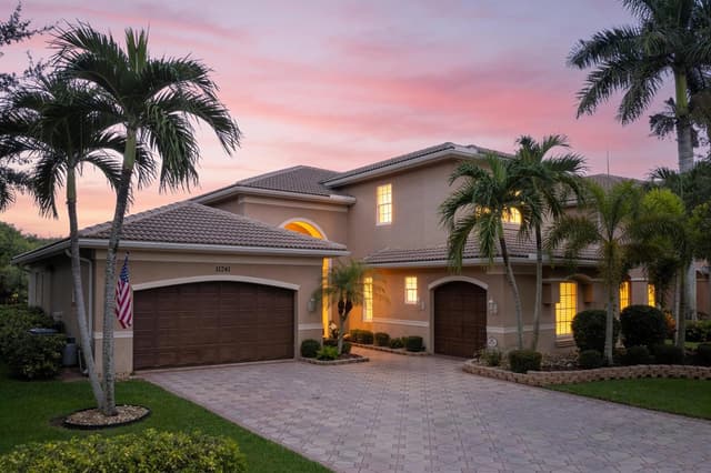 11241 Brandywine Lake Way, Boynton Beach FL 33473 - Boynton Beach, FL - Photo 2