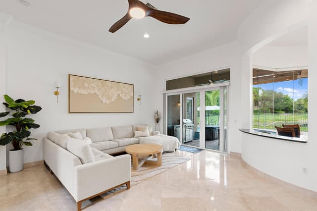 11241 Brandywine Lake Way, Boynton Beach FL 33473 - Boynton Beach, FL - Photo 6
