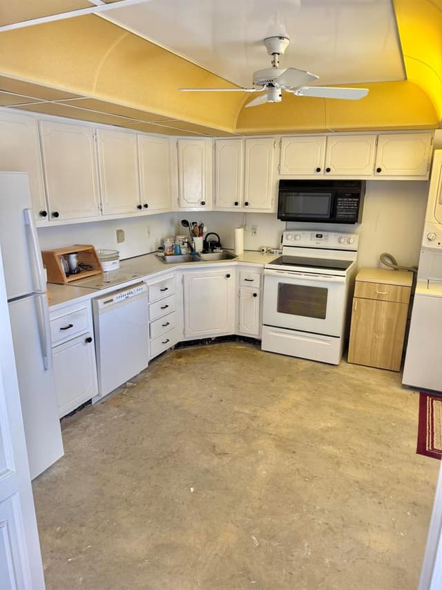 501 SW 11th Place # 205A, Boca Raton FL 33432 - Boca Raton, FL - Photo 4