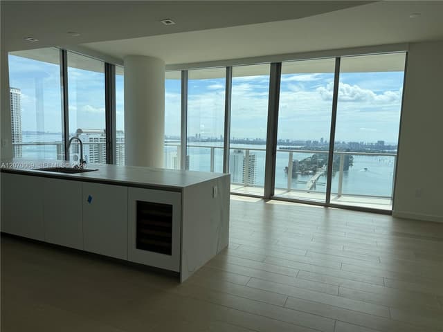 1400 Biscayne Blvd # 3506, Miami FL 33132 - Miami, FL - Photo 6