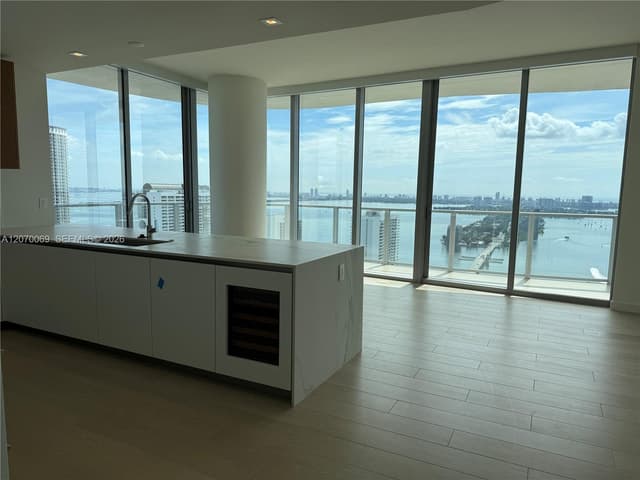 1400 Biscayne Blvd # 3506, Miami FL 33132 - Miami, FL - Photo 7
