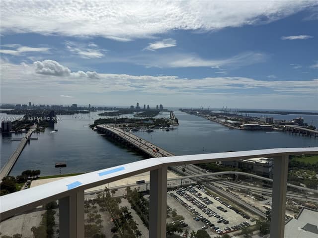 1400 Biscayne Blvd # 3506, Miami FL 33132 - Miami, FL - Photo 5