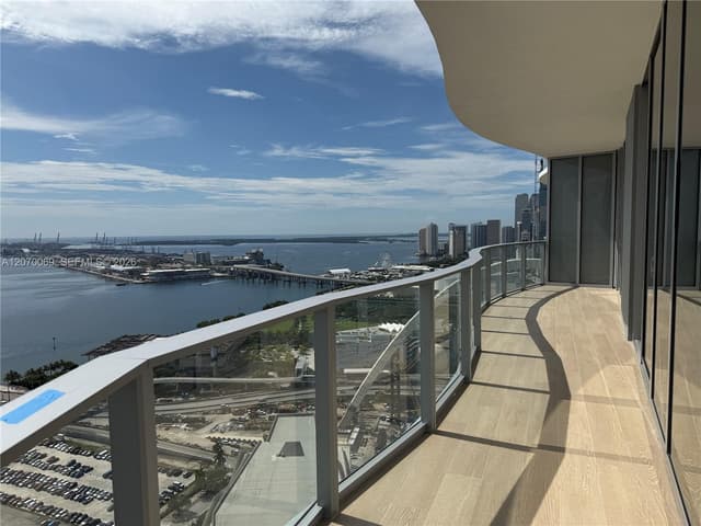 1400 Biscayne Blvd # 3506, Miami FL 33132 - Miami, FL - Photo 4