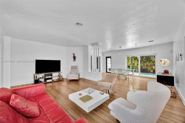 1085 NE 84th St, Miami FL 33138 - Miami, FL - Photo 7