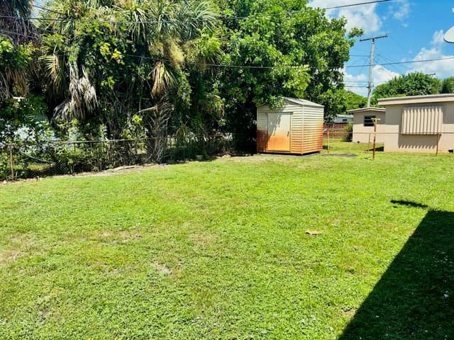 1321 NW 32nd Avenue, Lauderhill FL 33311 - Lauderhill, FL - Photo 3