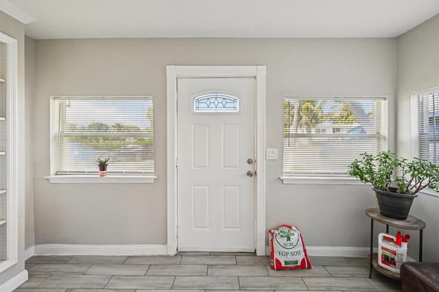 924 MCINTOSH Street, West Palm Beach FL 33405 - West Palm Beach, FL - Photo 4
