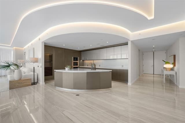 18975 Collins Ave # 600, Sunny Isles Beach FL 33160 - Sunny Isles Beach, FL - Photo 3