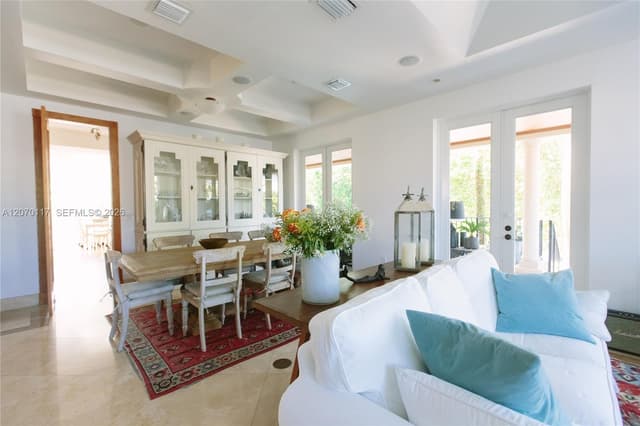 335 W Enid Dr, Key Biscayne FL 33149 - Key Biscayne, FL - Photo 3
