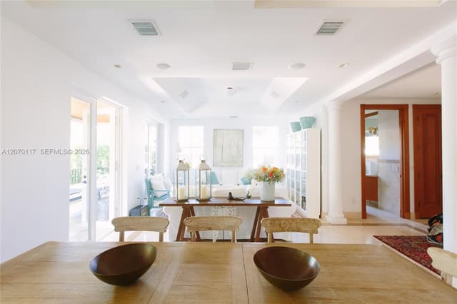 335 W Enid Dr, Key Biscayne FL 33149 - Key Biscayne, FL - Photo 5