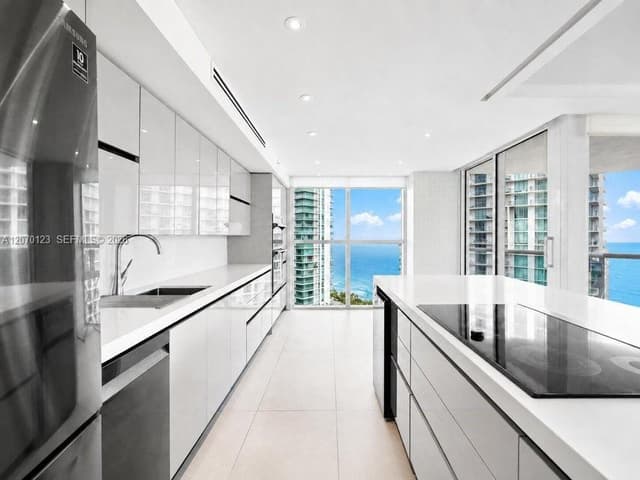16500 Collins Ave # 1751, Sunny Isles Beach FL 33160 - Sunny Isles Beach, FL - Photo 4