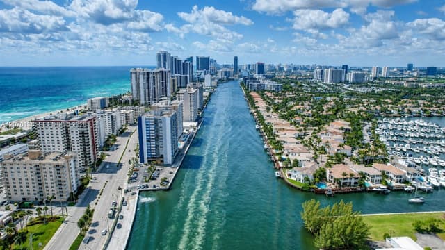 1400 S Ocean Dr # 205, Hollywood FL 33019 - Hollywood, FL - Photo 4