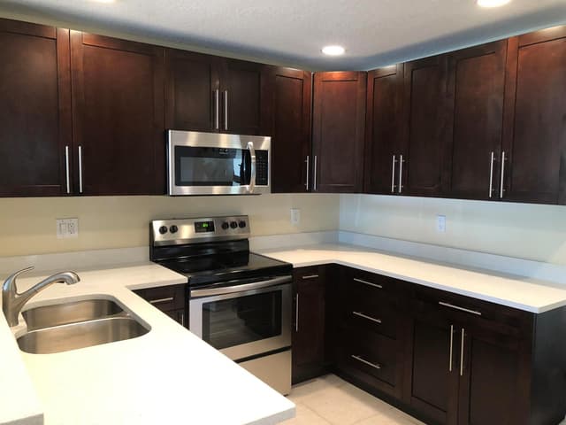 616 W BROWARD Street, Lantana FL 33462 - Lantana, FL - Photo 2