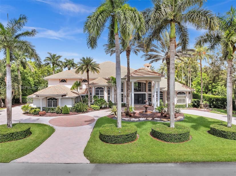 3828 Pine Lake Dr, Weston FL 33332