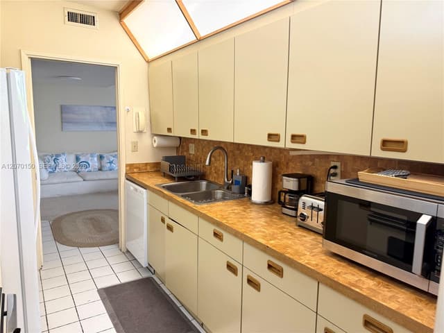 101 Crandon Blvd # 265, Key Biscayne FL 33149 - Key Biscayne, FL - Photo 7