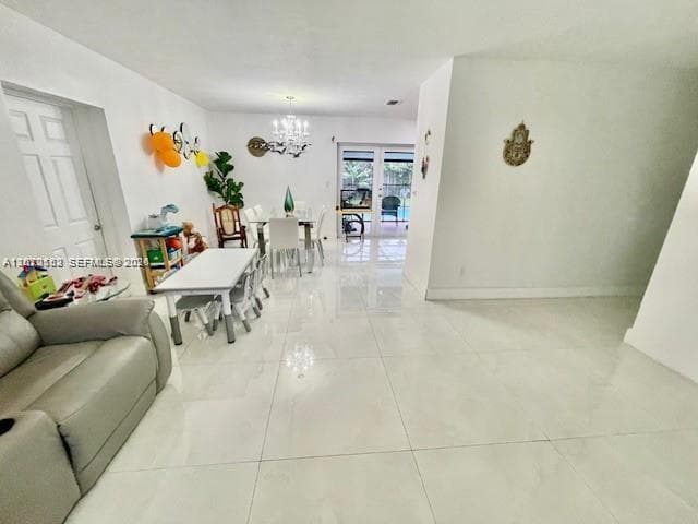 10891 N Snapper Creek Dr, Miami FL 33173 - Miami, FL - Photo 4