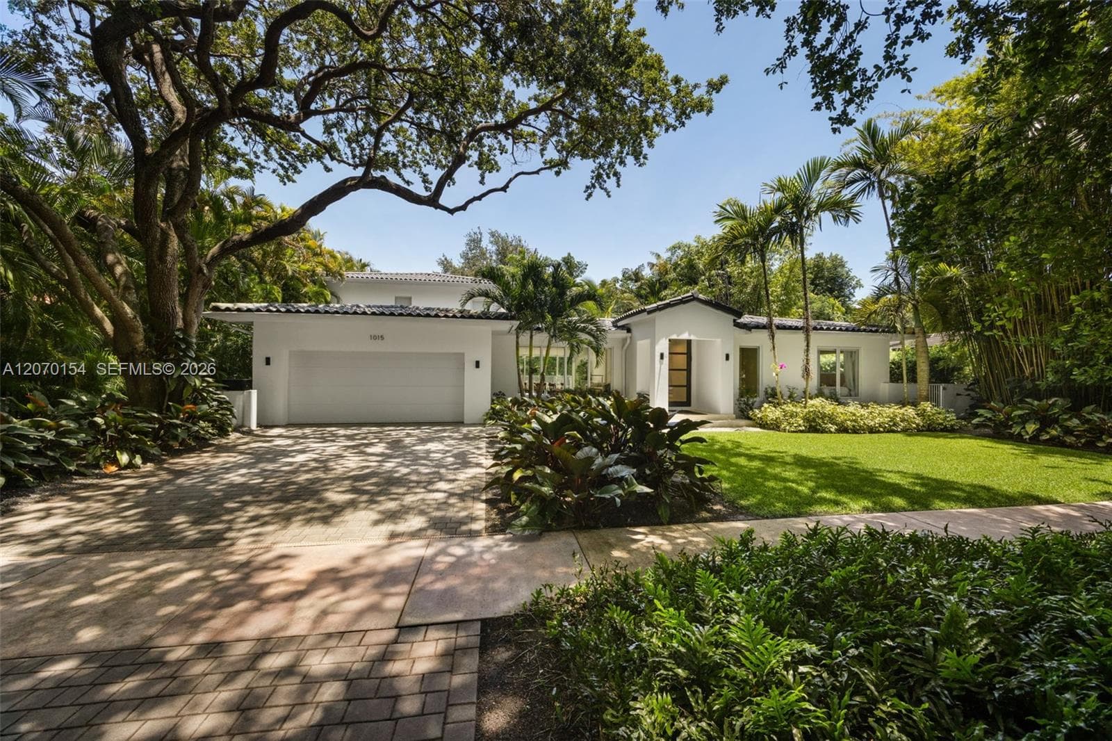 1015 Bayamo Ave, Coral Gables FL 33146 - Coral Gables, FL - Photo 1