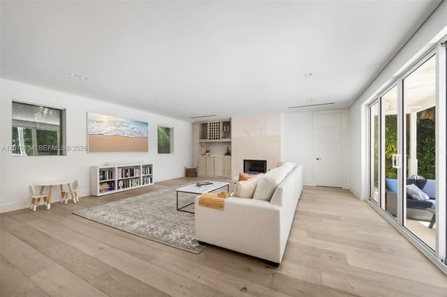 1015 Bayamo Ave, Coral Gables FL 33146 - Coral Gables, FL - Photo 4