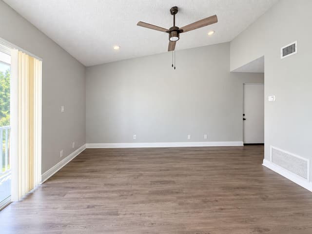 5612 ROCK ISLAND Road # 172, Tamarac FL 33319 - Tamarac, FL - Photo 2