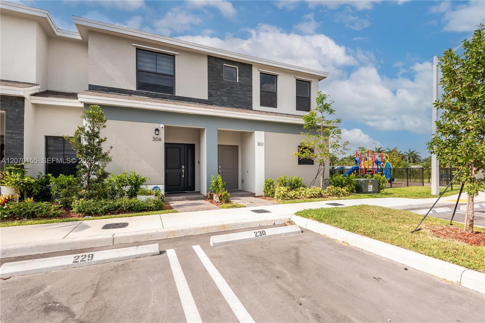 302 NE 1st Dr # 302, Florida City FL 33034 - Florida City, FL - Photo 1