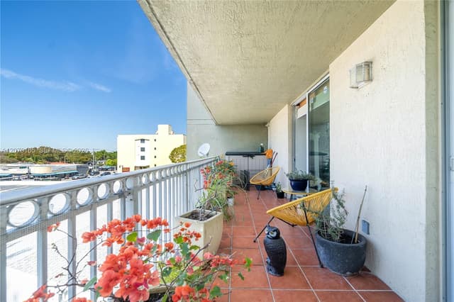 1650 Coral Way # 507, Miami FL 33145 - Miami, FL - Photo 5